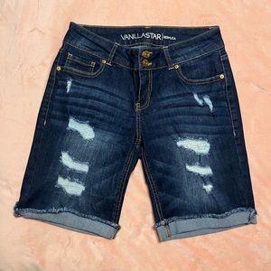 Vanilla Star Bermuda Size 7
